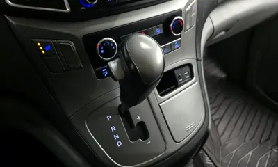 Hyundai Starex 2019, 108690 км, за 9130.32 USD - фото 9
