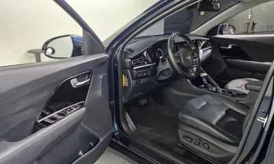 Kia Niro 2020, 114628 км, за 9649.47 USD - фото 10