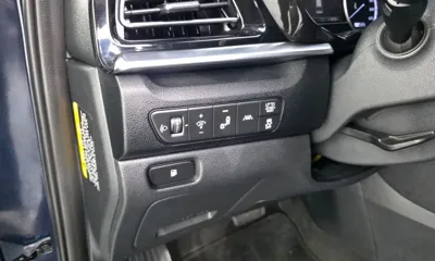 Kia Niro 2020, 114628 км, за 9649.47 USD - фото 17
