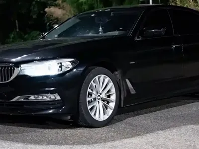 BMW 5 Series 2018, 140000 км, за 18458.2 USD