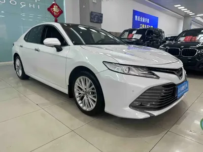Toyota Camry 2019, 113000 км, за 12801.4 USD