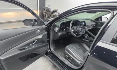 Hyundai Avante 2023, 41499 км, за 8794.79 USD - фото 10