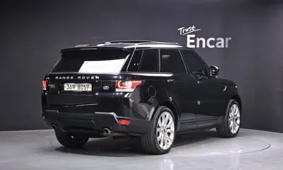 Land Rover Range Rover Sport 2014, 163726 км, за 11965.33 USD - фото 2