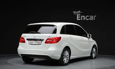 Mercedes-Benz B-Class 2013, 84822 км, за 4294.68 USD