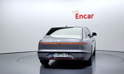 Hyundai Grandeur 2023, 54541 км, за 19801.31 USD