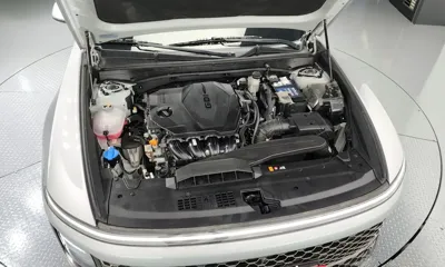 Hyundai Grandeur 2023, 54541 км, за 19801.31 USD - фото 6