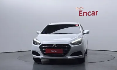 Hyundai i40 2016, 168611 км, за 3662.86 USD