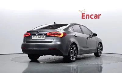 Kia K3 2015, 70436 км, за 4400.94 USD