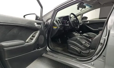Kia K3 2015, 70436 км, за 4400.94 USD - фото 10