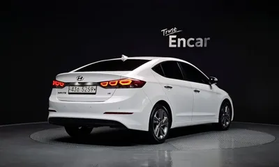 Hyundai Avante 2018, 64881 км, за 9446.26 USD