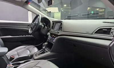 Hyundai Avante 2018, 64881 км, за 9432.74 USD - фото 27