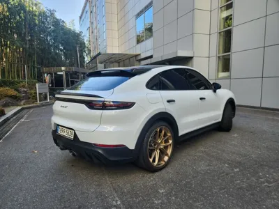 Porsche Cayenne 2022, 34000 км, за 100931.13 USD