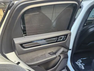 Porsche Cayenne 2022, 34000 км, за 100931.13 USD - фото 9
