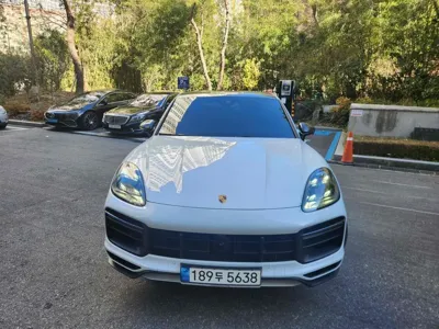 Porsche Cayenne 2022, 34000 км, за 100931.13 USD - фото 10