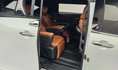 Toyota Alphard 2025, 10764 км, за 72206.91 USD - фото 11