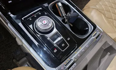 Kia Canival 2021, 78005 км, за 26362.73 USD - фото 9