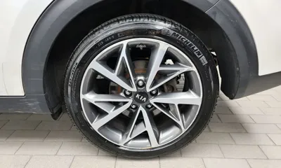 Kia Niro 2020, 128720 км, за 10744.28 USD - фото 21