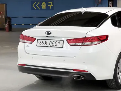 Kia K5 2016, 88220 км, за 6236.05 USD - фото 17
