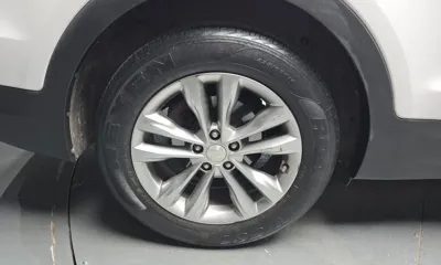 Hyundai Santafe 2017, 122405 км, за 6440.29 USD