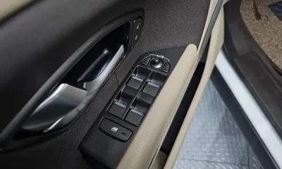 Land Rover Range Rover Evoque 2018, 107334 км, за 8500.72 USD - фото 28