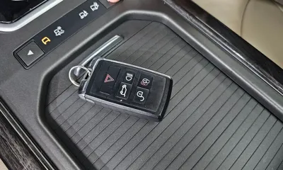Land Rover Range Rover Evoque 2018, 107334 км, за 8500.72 USD - фото 30