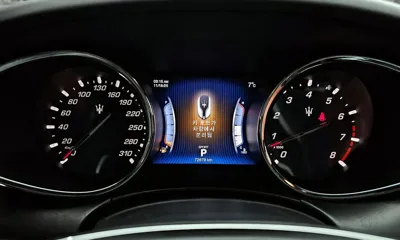 Maserati Quattroporte 2016, 72679 км, за 17728.58 USD - фото 8