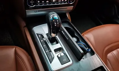 Maserati Quattroporte 2016, 72679 км, за 17728.58 USD - фото 9