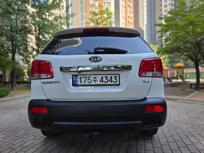 Kia Sorento 2012, 203333 км, за 2995.38 USD