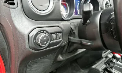 Jeep Wrangler 2021, 108534 км, за 23323.42 USD - фото 14