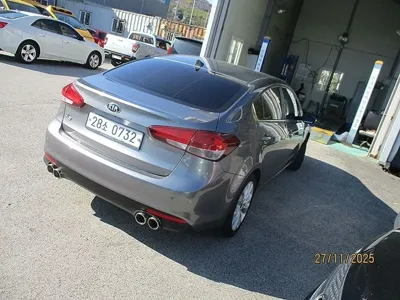 Kia K3 2016, 89406 км, за 4923.2 USD
