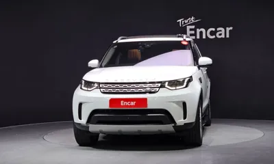 Land Rover Discovery 2018, 123511 км, за 17657.87 USD