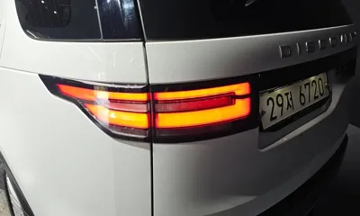 Land Rover Discovery 2018, 123511 км, за 17657.87 USD - фото 23