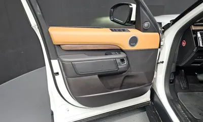 Land Rover Discovery 2018, 123511 км, за 17657.87 USD - фото 24
