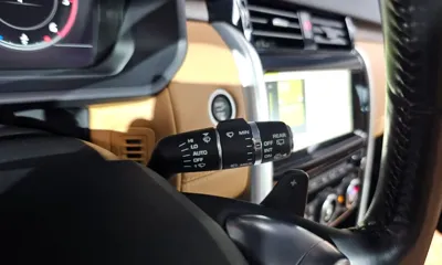 Land Rover Discovery 2018, 123511 км, за 17657.87 USD - фото 28