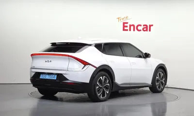 Kia EV6 2022, 54753 км, за 18498.1 USD