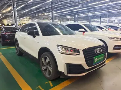 Audi Q2L 2021, 98900 км, за 10873.83 USD
