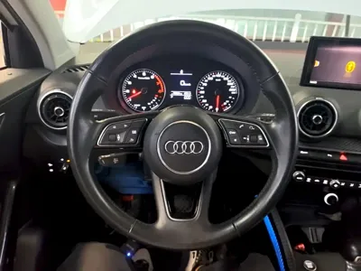Audi Q2L 2021, 98900 км, за 10873.83 USD - фото 11