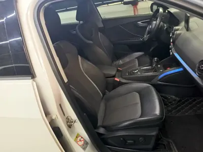 Audi Q2L 2021, 98900 км, за 10873.83 USD - фото 25
