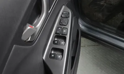 Hyundai Kona 2020, 112002 км, за 11027.96 USD - фото 27
