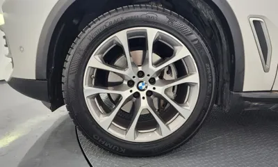 BMW X5 2021, 56449 км, за 43046.32 USD