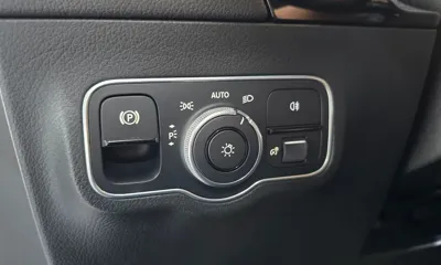 Mercedes-Benz GLA-Class 2020, 56061 км, за 19218.25 USD - фото 28