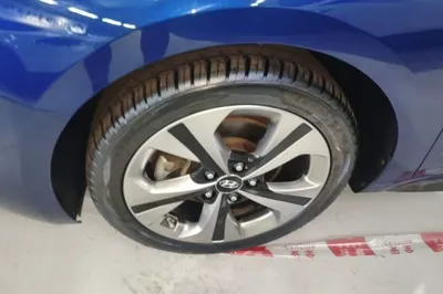 Hyundai Lafesta 2019, 86800 км, за 8759 USD - фото 10