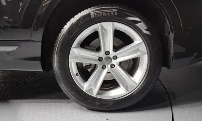 Audi Q8 2021, 62880 км, за 36291.36 USD