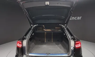 Audi Q8 2021, 62880 км, за 36291.36 USD - фото 20