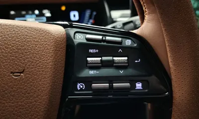 KG_Mobility_Ssangyong Torres 2023, 50233 км, за 13544.76 USD - фото 17