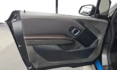 BMW i3 2018, 74394 км, за 13159.62 USD - фото 24