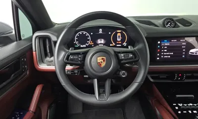 Porsche Cayenne 2024, 39649 км, за 95187.8 USD - фото 13