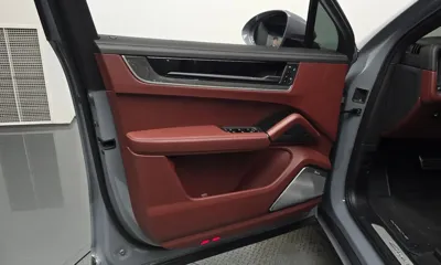 Porsche Cayenne 2024, 39649 км, за 95187.8 USD - фото 33