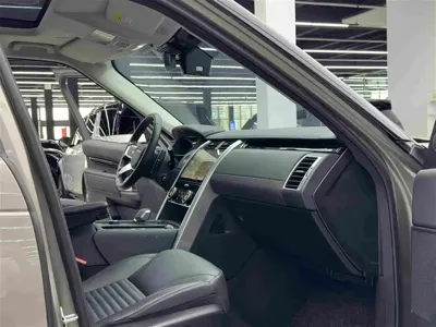 Land Rover Discovery 2024, 52200 км, за 56216.79 USD - фото 8