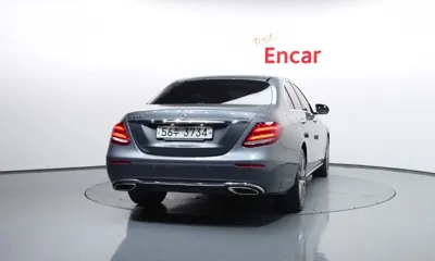 Mercedes-Benz E-Class 2019, 56930 км, за 15557.31 USD